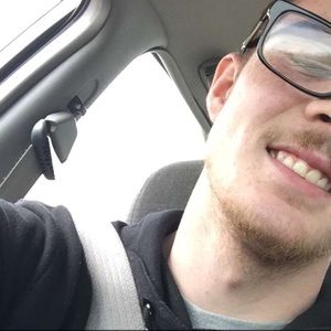 Meet your Posher, Logan